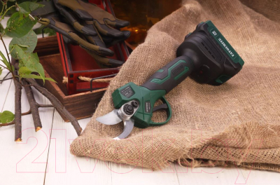 Секатор аккумуляторный Favourite OBS 21 GS