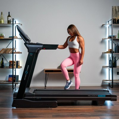 Электрическая беговая дорожка Oxygen Fitness Palladium Tft Pro