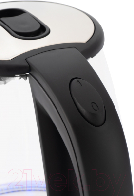 Электрочайник StarWind SKG4777