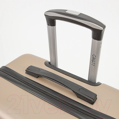 Чемодан на колесах Grott 340-619/3-20GLD