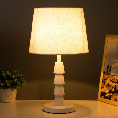 Прикроватная лампа Risalux Сапин 9930332