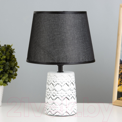 Прикроватная лампа Risalux Лейла 9947737