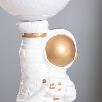 Прикроватная лампа Risalux Космонавт с луной 10429299