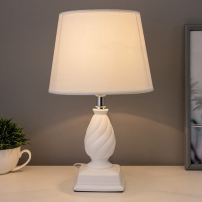 Прикроватная лампа Risalux Шанталь 7412963