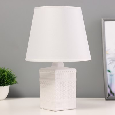 Прикроватная лампа Risalux Ираида 9680011