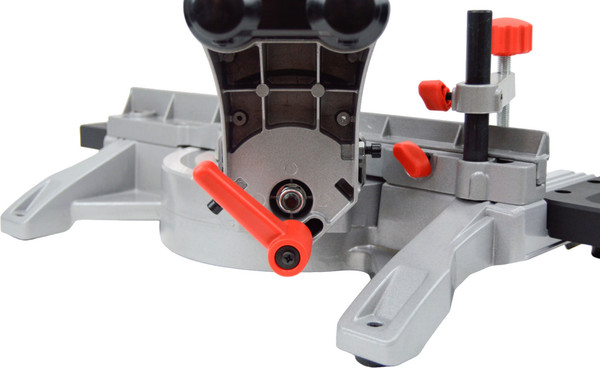 Торцовочная пила Brait BMS 210LT