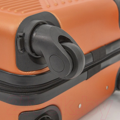 Чемодан на колесах Grott 340-619-18PNK