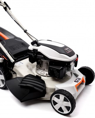 Газонокосилка бензиновая Helmut TR 46S