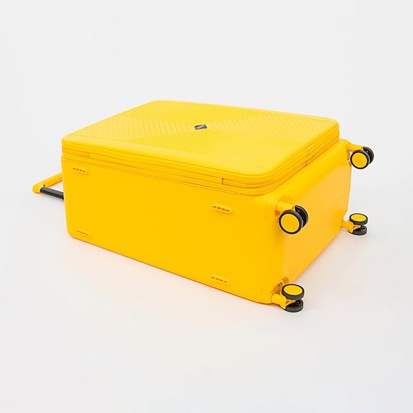 Чемодан на колесах Francesco Molinary 338-2701/3-28YLW