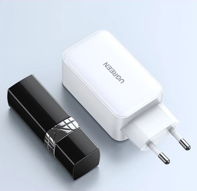 Адаптер питания сетевой Ugreen CD244 / 15334