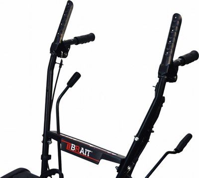 Снегоуборщик бензиновый Brait BR-756