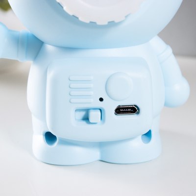 Ночник Risalux Астронавт со звездой 7654103