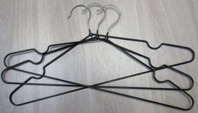 Вешалка для одежды ТерраТекстиль 04LD Металлическая, прорезиненная