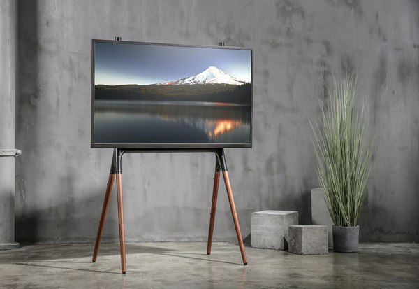 Стойка для ТВ/аппаратуры Cactus CS-ST1247BKWN