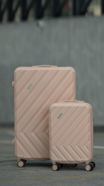 Чемодан на колесах Solier STL1071