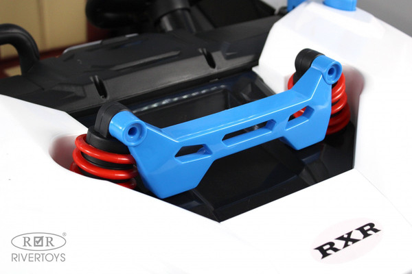 Детский автомобиль RiverToys E001EE