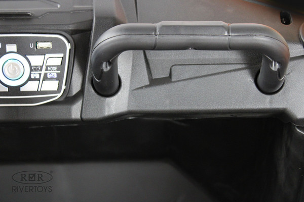 Детский автомобиль RiverToys E001EE