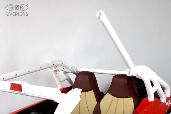 Детский автомобиль RiverToys E001EE