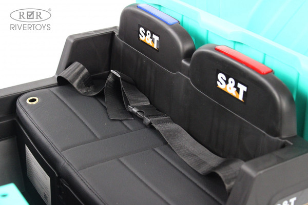 Детский автомобиль RiverToys K555PX