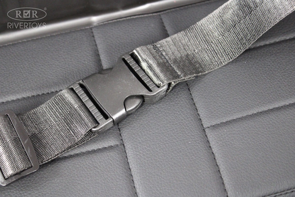 Детский автомобиль RiverToys K555PX