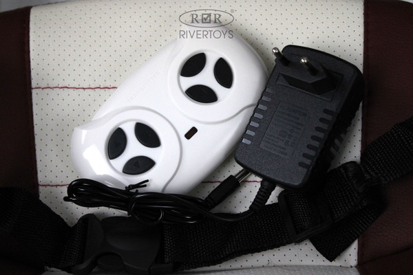 Детский автомобиль RiverToys X007XX