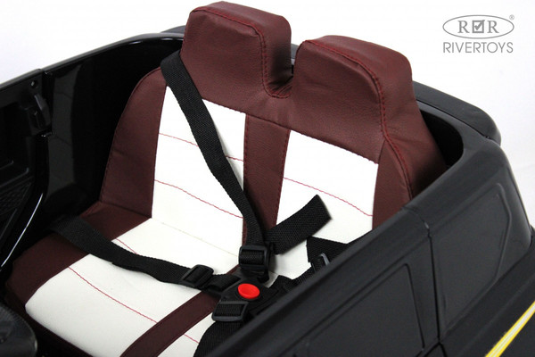 Детский автомобиль RiverToys М555БХ