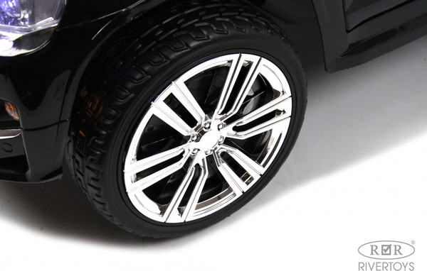 Детский автомобиль RiverToys М555БХ