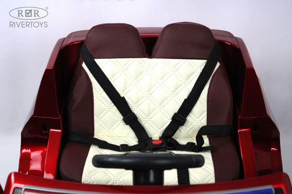 Детский автомобиль RiverToys F222FF