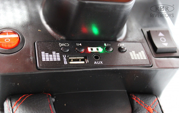 Детский автомобиль RiverToys G005GG