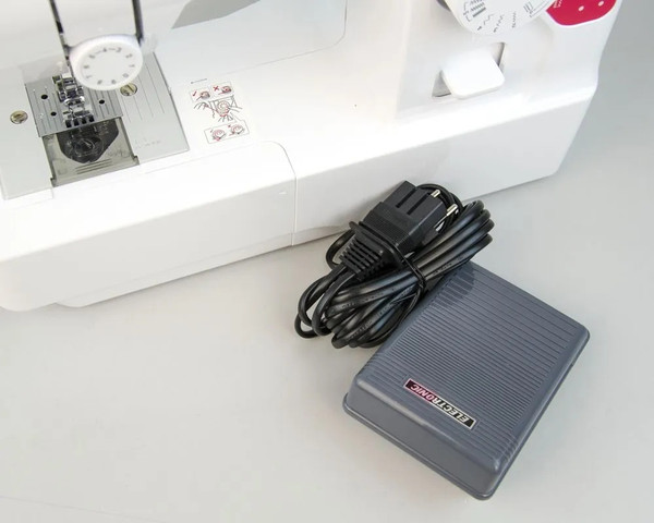 Швейная машина Brother Little Angel KD144s