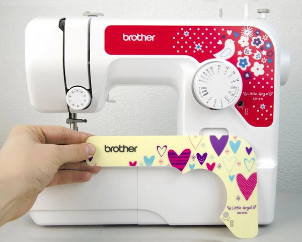 Швейная машина Brother Little Angel KD144s