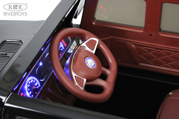Детский автомобиль RiverToys Mercedes-Benz G65 / E111EE