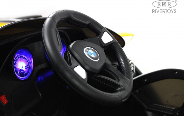 Детский автомобиль RiverToys K888AM