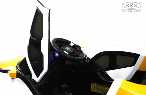Детский автомобиль RiverToys K888AM