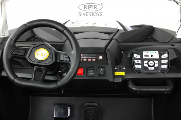 Детский автомобиль RiverToys M222MM