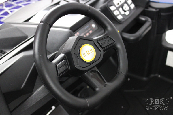 Детский автомобиль RiverToys M222MM