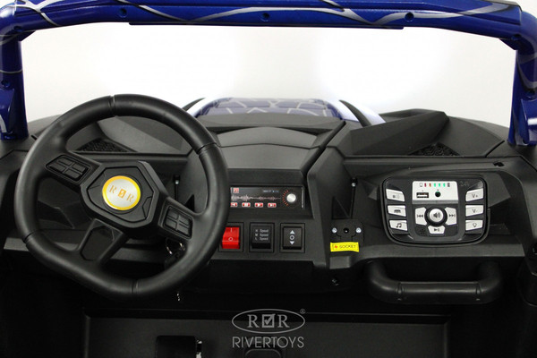 Детский автомобиль RiverToys M222MM