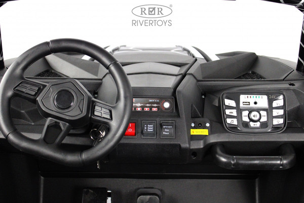 Детский автомобиль RiverToys M222MM