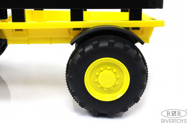 Детский автомобиль RiverToys O555OO