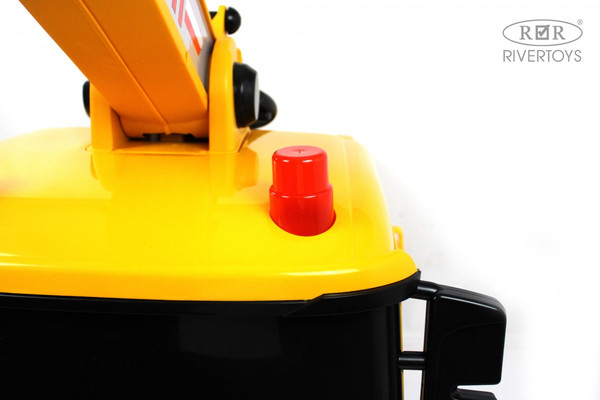 Детский автомобиль RiverToys G001GG