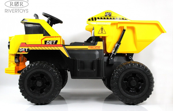 Детский автомобиль RiverToys K111AM