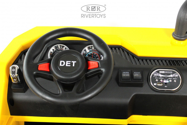 Детский автомобиль RiverToys K111AM