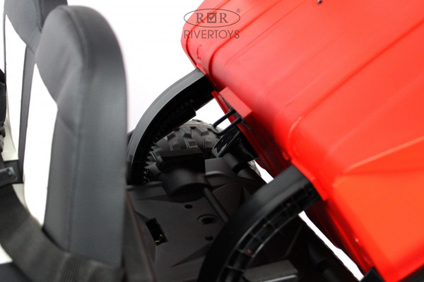 Детский автомобиль RiverToys K111AM