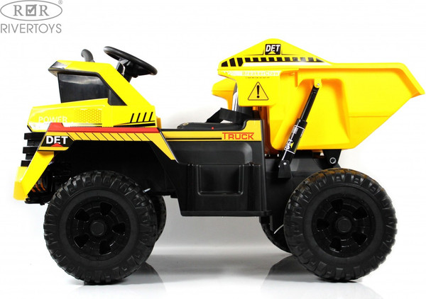 Детский автомобиль RiverToys K333AM