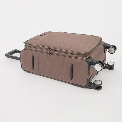 Чемодан на колесах Grott 338-1001/2-24BRW