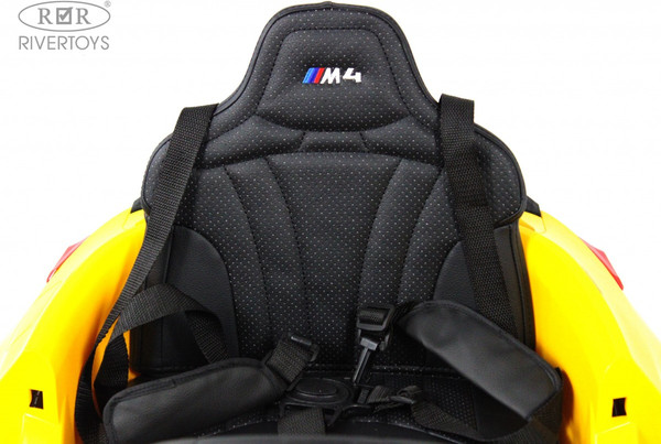Детский автомобиль RiverToys BMW M4 / A004AA