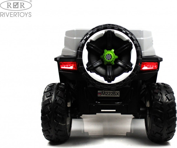 Детский автомобиль RiverToys М222БХ