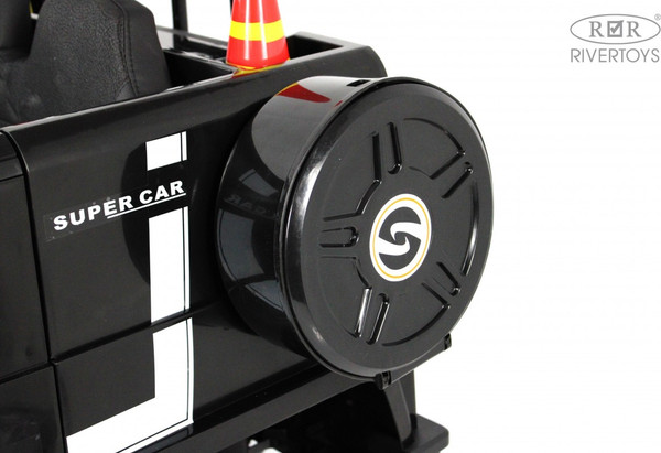 Детский автомобиль RiverToys C333MC