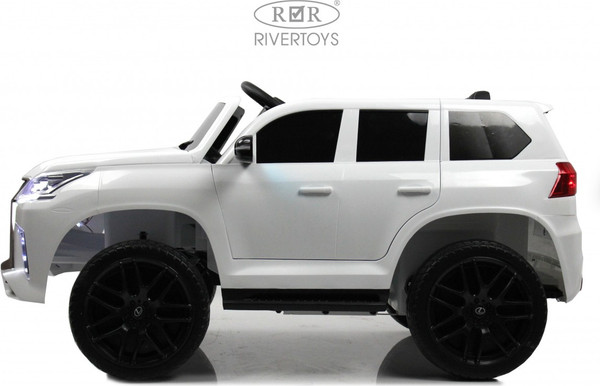 Детский автомобиль RiverToys Lexus 570 / E555EE