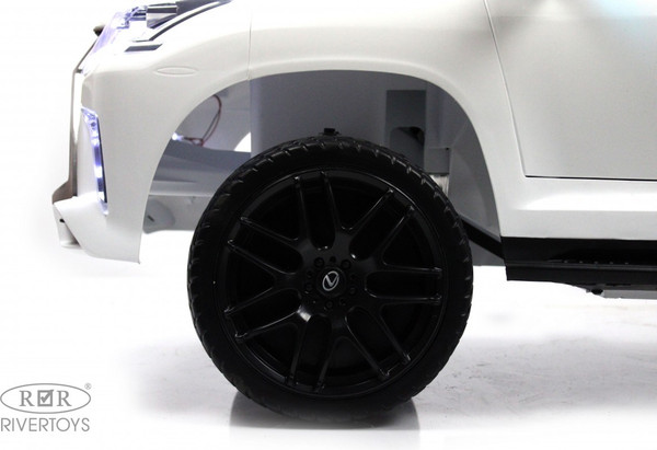 Детский автомобиль RiverToys Lexus 570 / E555EE